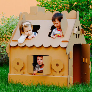 PLAY HOUSE